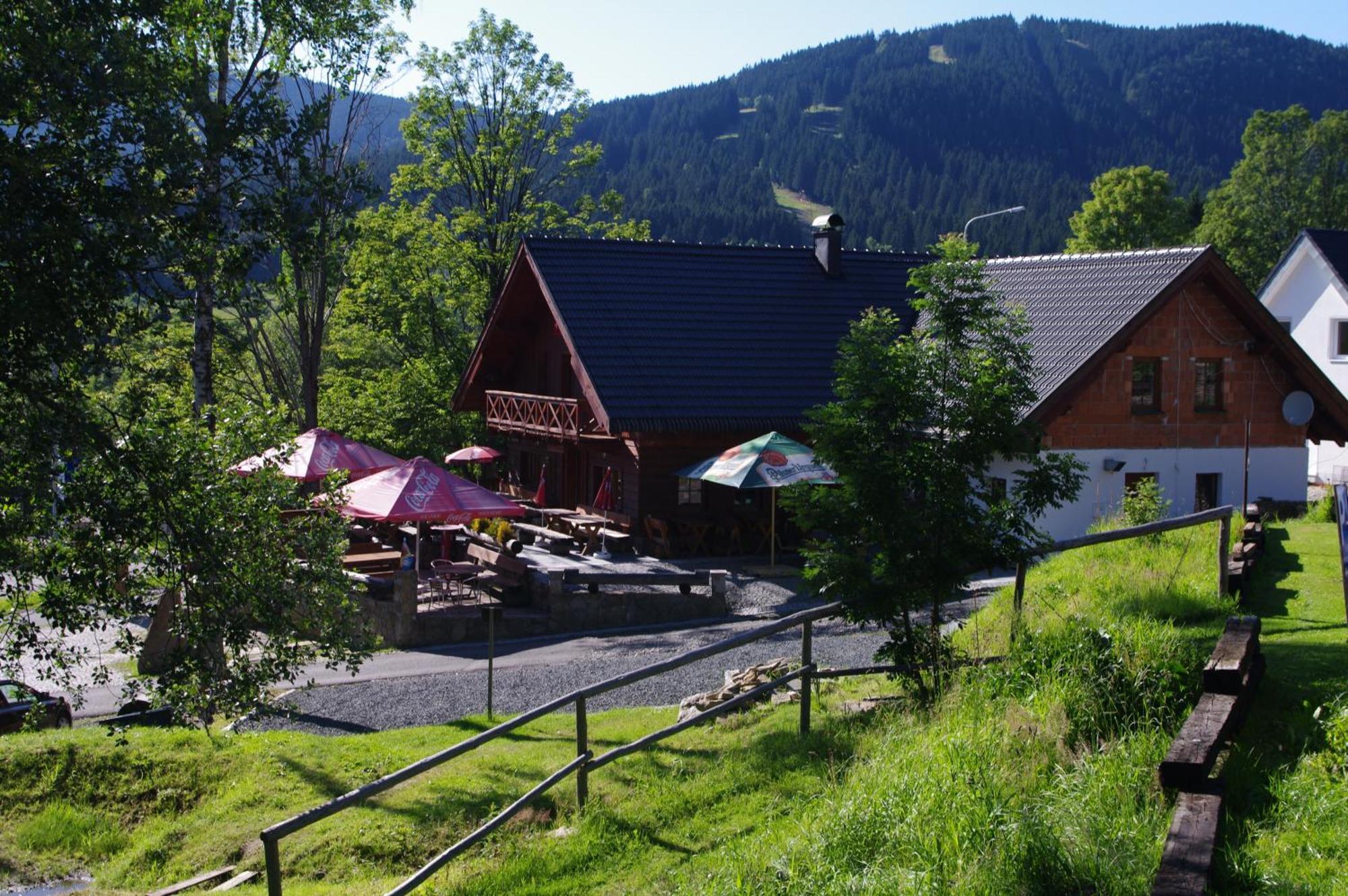 Penzion Avalanche Železná Ruda Eksteriør bilde